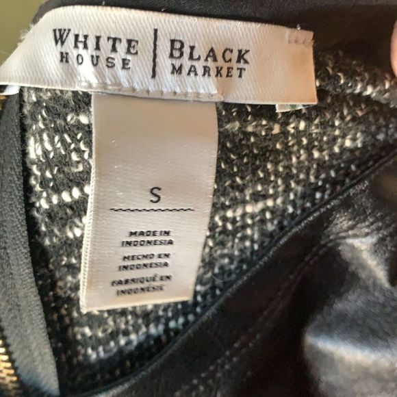 🌈 3/$20 White House black market faux leather multimedia shirt sleeve top - Picture 5 of 6